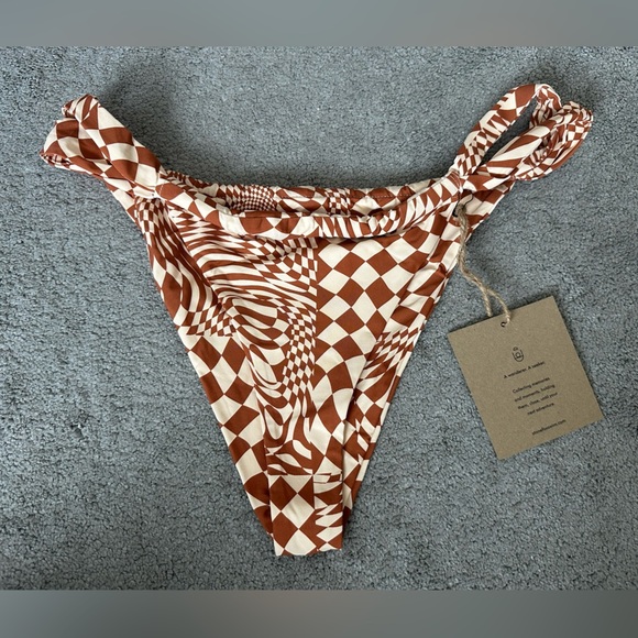 Stone Fox Swim Bijou Bottom Bikini in Caramel Check Size XL - Picture 3 of 6